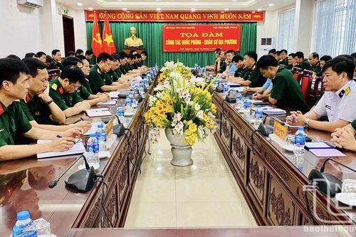 Học viện Quốc phòng tọa đàm, trao đổi kinh nghiệm tại Thái Nguyên