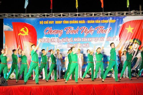 Quảng Ngãi: Nhiều hoạt động văn hóa, văn nghệ ca ngợi Đảng quang vinh, Bác Hồ vĩ đại, Dân tộc Việt Nam anh hùng