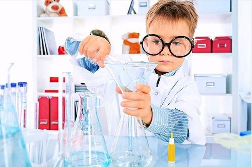 Mùa thi và 'thuốc bổ não': Có thực sự thông minh hơn sau mỗi viên uống?