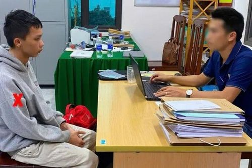Dùng tài khoản ảo, ép học sinh dưới 16 tuổi chụp ảnh 'nhạy cảm', gã trai nhận trái đắng