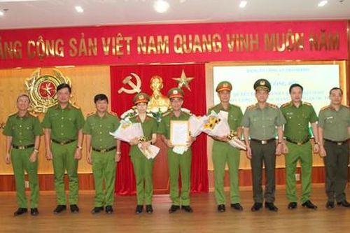 Thành lập Chi bộ cơ sở Đồn Công an Cảng Hàng không quốc tế Tân Sơn Nhất