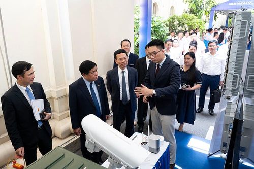 Bộ trưởng Nguyễn Mạnh Hùng: Có thể thu hút nhà khoa học, công nghệ toàn cầu giải 'bài toán lớn' của Việt Nam
