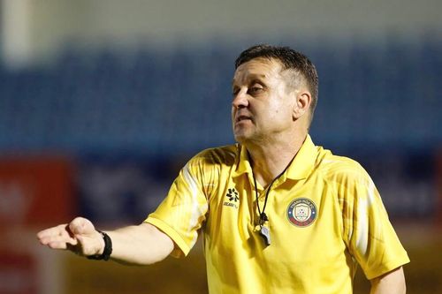 HLV Croatia muốn rời V-League 'ngay lập tức'
