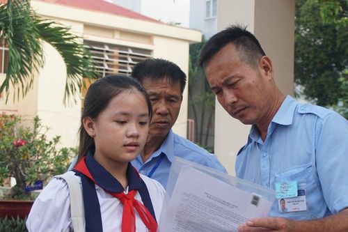 TP Hồ Chí Minh tuyển sinh đầu cấp: Phụ huynh cân nhắc khi đăng ký trái tuyến
