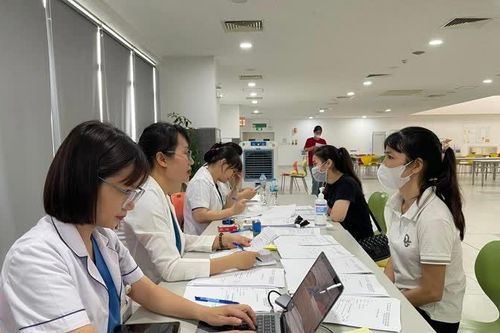 Hà Nội: tầm soát ung thư, khám sức khỏe miễn phí cho 600 nữ công nhân