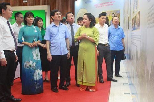 Quảng Ninh: Khai mạc triển lãm kỷ niệm 100 năm Báo chí Cách mạng Việt Nam