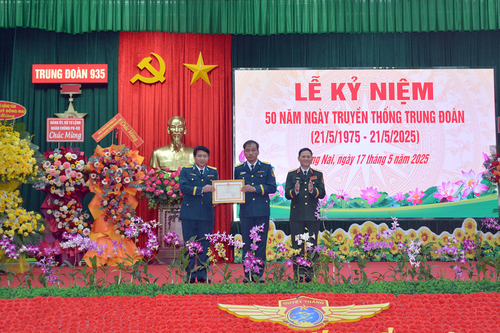 Trung tướng Phạm Trường Sơn dự lễ kỷ niệm 50 năm Ngày truyền thống Trung đoàn 935