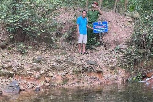 Hai học sinh đuối nước khi tắm khe
