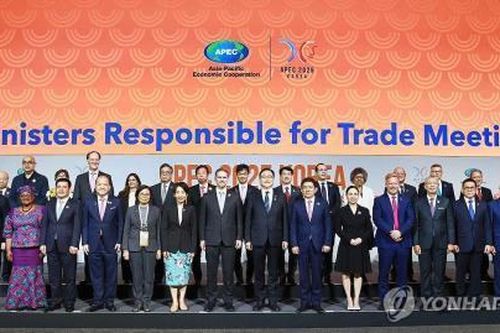 APEC ra tuyên bố chung nhấn mạnh tầm quan trọng của WTO và kêu gọi hợp tác