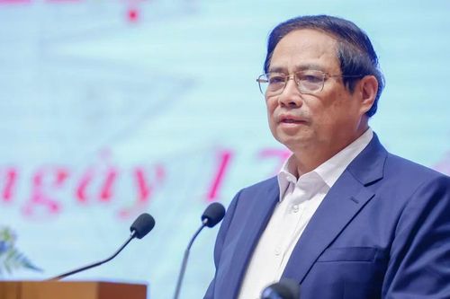 Cương quyết cắt bỏ các thủ tục rườm rà, gây phiền hà cho người dân và doanh nghiệp