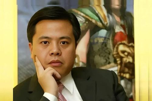Chân dung tỷ phú sang Mỹ thành 'đại địa chủ' rồi về nước