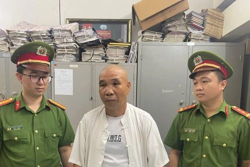 Bắt tài xế gây rối, xúc phạm cảnh sát ở Hưng Yên