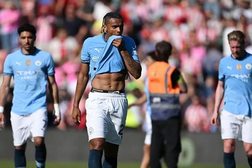 Man City 'trắng tay' các giải thưởng Ngoại hạng Anh