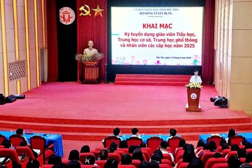 Khai mạc kỳ tuyển dụng giáo viên và nhân viên các cấp học tỉnh Phú Thọ năm 2025