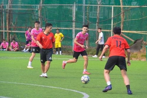 Sôi nổi giải bóng đá PV Power Open Cup 2025