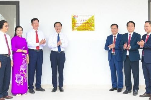 Petrovietnam/Vietsovpetro khánh thành và gắn biển công trình 'Thư viện công cộng Cổ Loa'