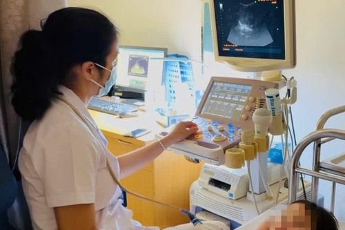 Bé gái 4 tuổi bị đồng nhiễm nhiều loại giun sán ở gan, phổi