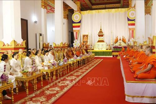 Thắm tình hữu nghị Phật giáo Việt Nam - Lào