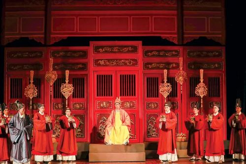 Lệ Chi Viên: Giữa màn sương lịch sử và ánh đèn sân khấu