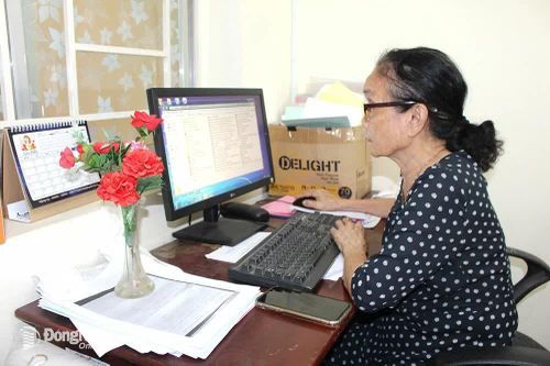 Đẩy mạnh học tập và làm theo tư tưởng đạo đức, phong cách Hồ Chí Minh Học Bác để sống và làm việc tốt hơn