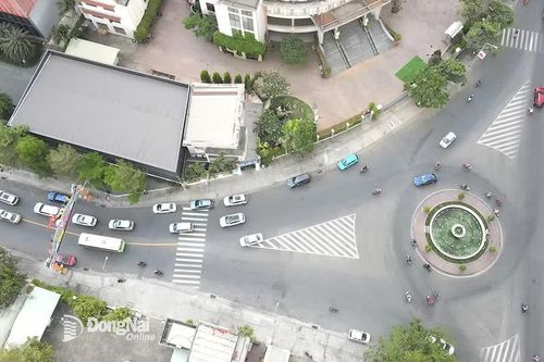 Lên kế hoạch chỉnh trang, thiết lập quảng trường Sông Phố