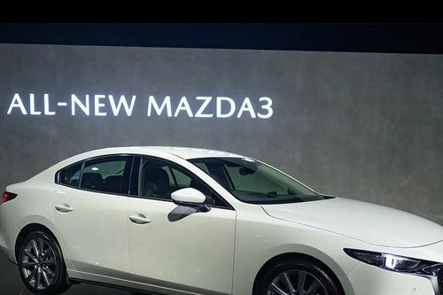 Mazda3 2021: Sedan hạng C đẳng cấp, giá từ 681 triệu đồng