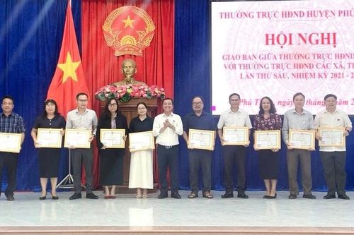 Phú Thiện: 33 tập thể, cá nhân có thành tích xuất sắc trong hoạt động HĐND 2 cấp