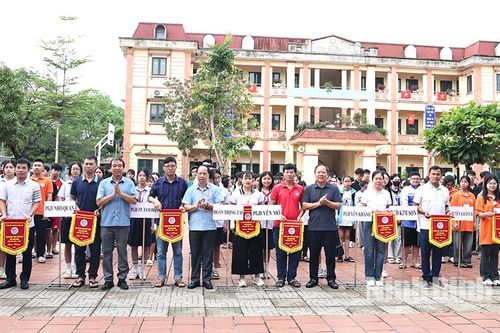 Tổ chức Giải bơi học sinh phổ thông năm học 2024-2025