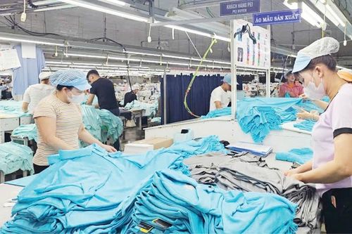 Học Bác từ những điều bình dị
