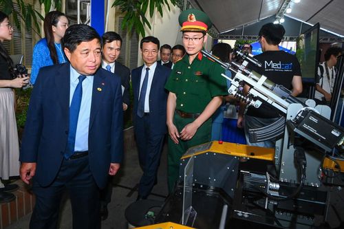 Để mỗi người dân, doanh nghiệp đều có thể đóng góp và thụ hưởng thành quả khoa học và công nghệ