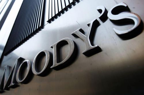 Moody's hạ xếp hạng tín nhiệm Mỹ do lo ngại nợ công tăng cao