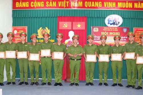 Tuổi trẻ Cảnh sát cơ động các tỉnh, thành ĐBSCL sơ kết giao ước thi đua