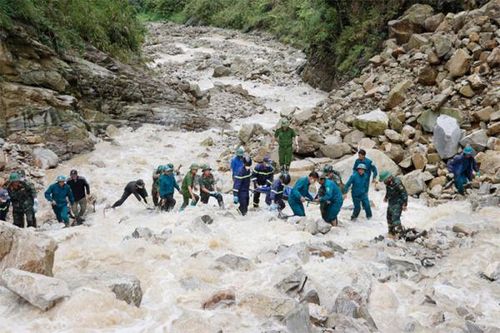 Tìm thấy thi thể 5 nạn nhân vụ sạt lở tại công trình thủy điện Tả Páo Hồ