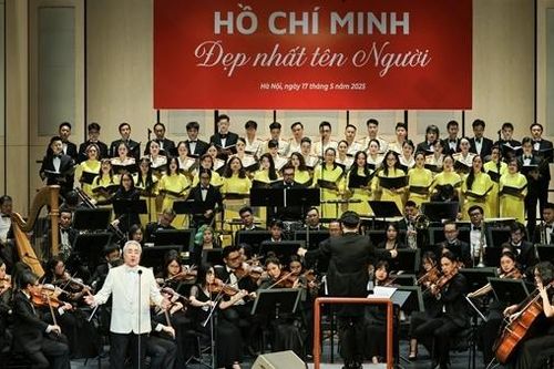 Bản hòa ca chào mừng kỷ niệm 135 năm Ngày sinh Chủ tịch Hồ Chí Minh