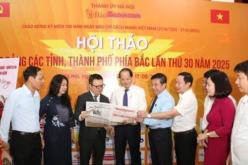 Tin tức đặc biệt trên báo in Hànôịmới ngày 17-5-2025