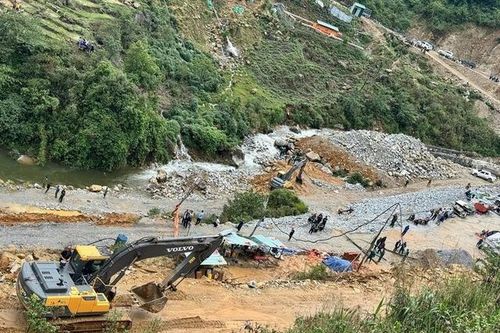Thủ tướng: Khẩn trương khắc phục hậu quả sạt lở tại thủy điện ở Lai Châu khiến nhiều người thương vong