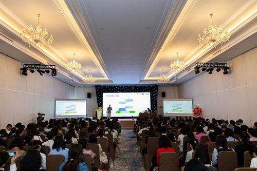 Chăm sóc sức khỏe phụ nữ: Nhu cầu thiết yếu trong bối cảnh hiện đại