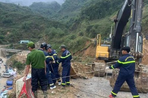 Vẫn chưa tìm thấy 5 người mất tích sau sự cố sạt lở đất ở Lai Châu