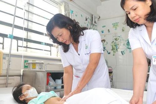 Bé gái 14 tuổi 'sốc' khi bác sĩ thông báo kết quả nhiễm sắc thể là nam giới