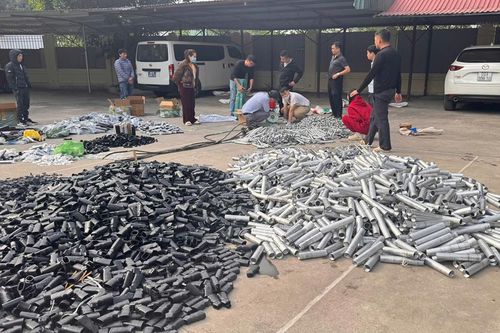 Triệt phá đường dây sản xuất vật liệu nổ, linh kiện súng