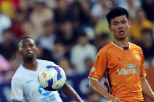 HAGL thua đậm nhất từ đầu V-League 2024/25