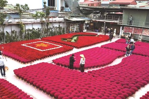 Làng tăm hương Quảng Phú Cầu: Sắc màu làng nghề tỏa hương ra thế giới