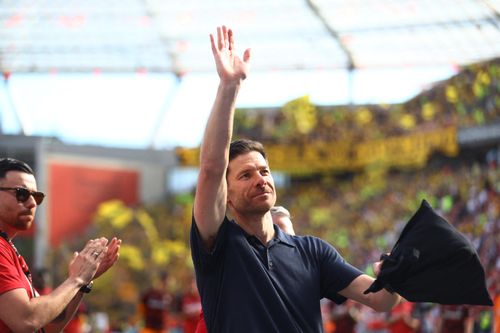 Xabi Alonso lập kỳ tích trong ngày chia tay Leverkusen