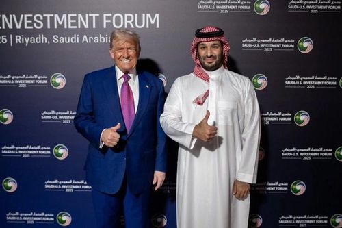 Tổng thống Trump được vinh danh, Mỹ bất ngờ thu hút tỷ USD từ Trung Đông