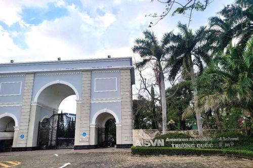 Học sinh Trường Quốc tế Mỹ AISVN tha thiết được quay lại trường học