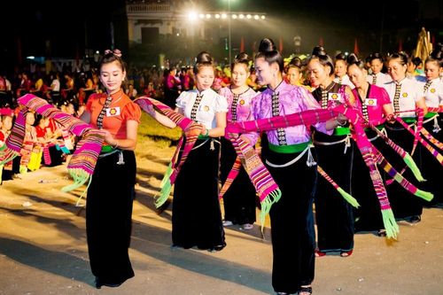 Nơi 'giữ lửa' văn hóa bản, làng