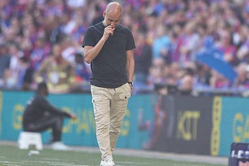 Man City thua chung kết cúp FA vì Guardiola lại 'nghĩ quá nhiều'