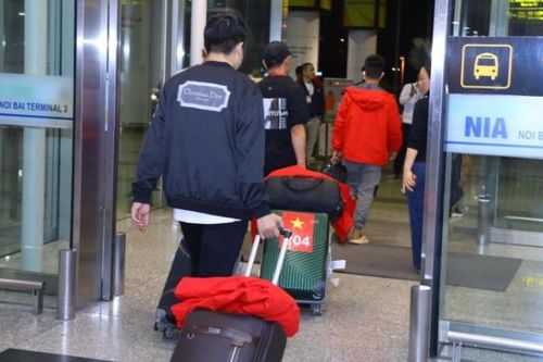 Bộ Ngoại giao thông tin về việc đưa 471 công dân Việt Nam từ Myanmar về nước an toàn