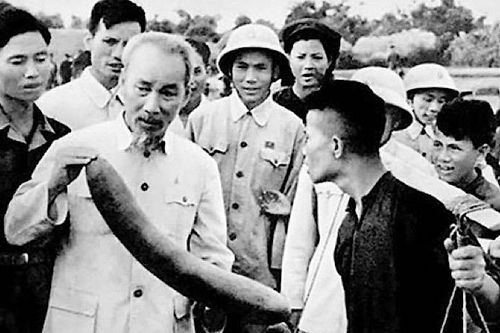 Chớ kiêu ngạo, phải khiêm tốn*