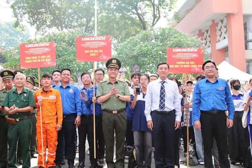 Tuổi trẻ TPHCM xung kích xây dựng văn minh, mỹ quan đô thị